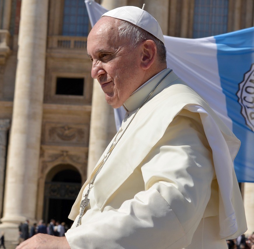 Pope francis Needpix cropped