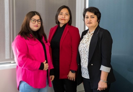 Wmc features Zahra Nader center with two Zan Times colleagues credit Elaine Cromie 031926