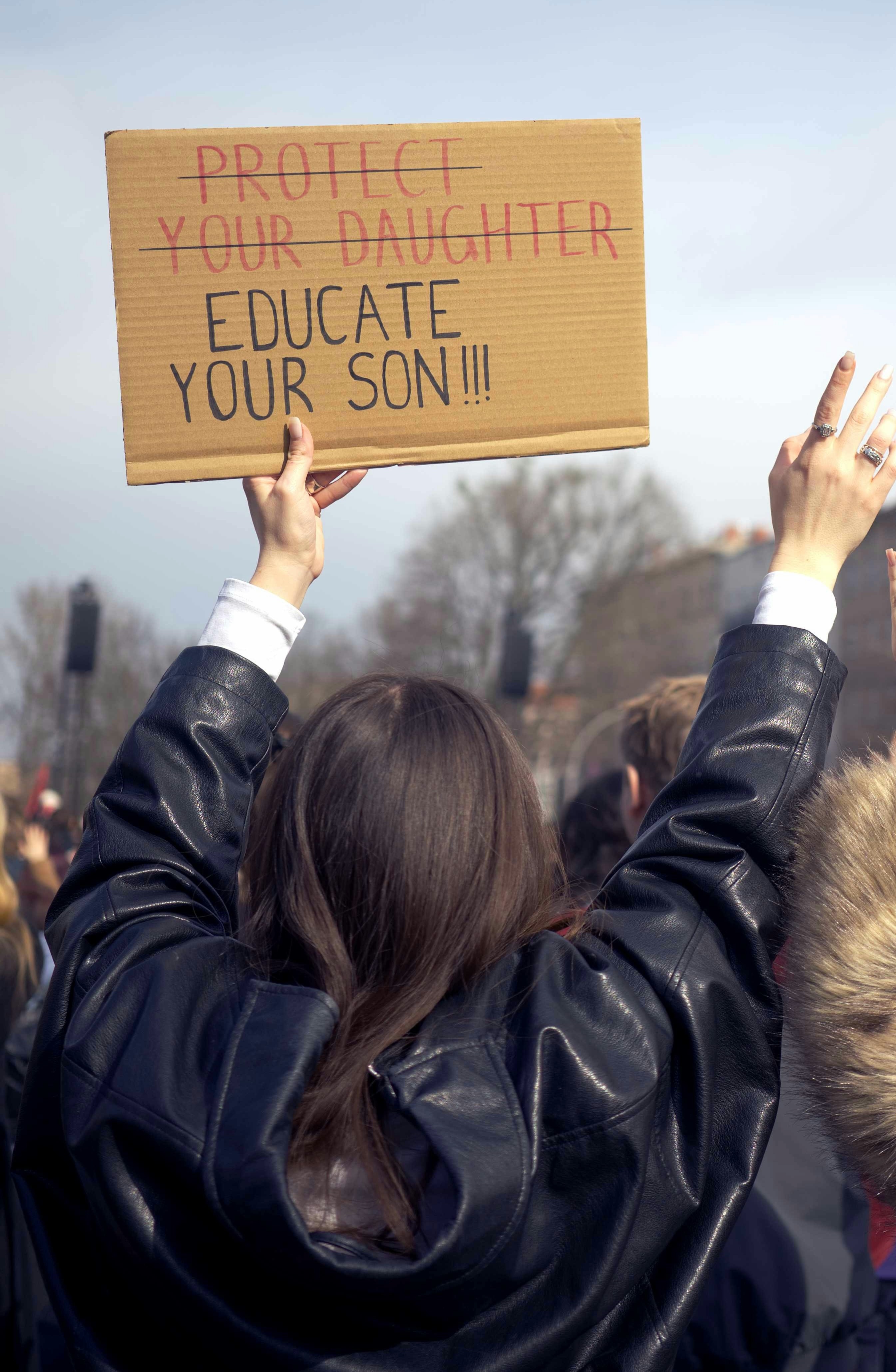 Wmc features educate son antiviolence andie k unsplash 102326
